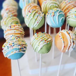 Cakepops & Cakesicles